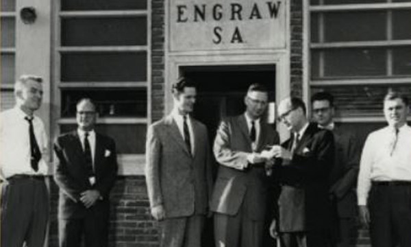 Engraw team at the company facilities in Uruguay in 1951